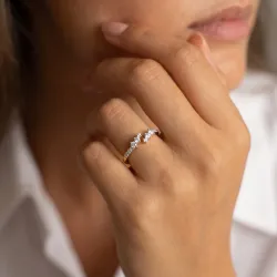 Open Diamond Cascade Ring in 18K Gold or Platinum | Celinni