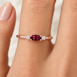 Anillo Romy Enero con Granate y Diamante Naturale | Celinni
