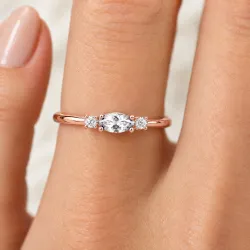 Anillo Romy Abril con Diamantes Naturales Talla Marquesa