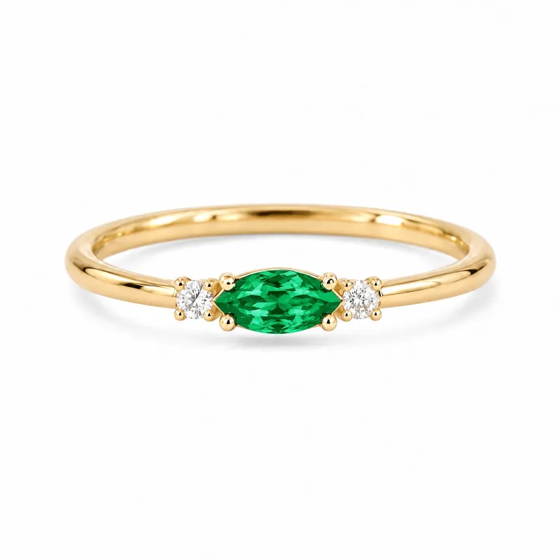 May Birthstone Ring, Emerald, Romy