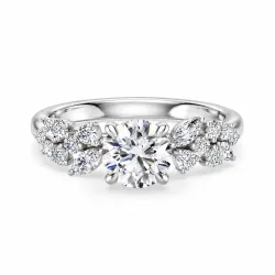 Verlovingsring ovale diamant Constellation marquises | Celinni