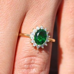 Marguerite&copy; Ring Saphir Quart Gr&uuml;n und Diamanten in 18k Gelbgold