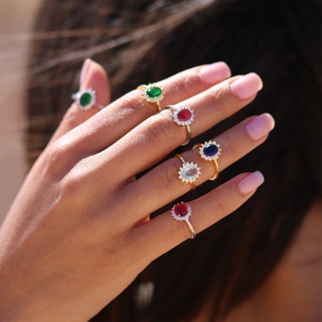 Oval Garnet Daisy Ring Yellow Gold