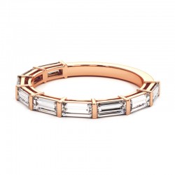 Halber Diamant-Verlobungsring Reine im Baguette-Stil, eingerahmt in Stangen