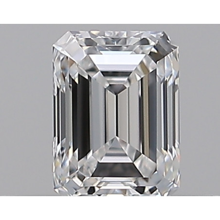 0.32-carat diamond shaped emerald