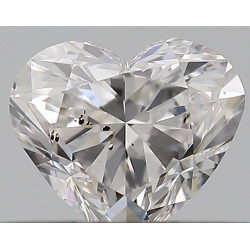 0.3-carat heart shape diamond