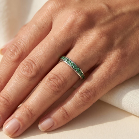 Memoire-Ring Grüne Diamanten Kanalfassung aus 18 Karat Weißgold