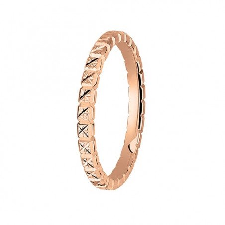 Nora Ehering mit Diamantmuster