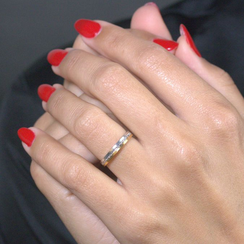Victoria Victor Wedding Rings Gold