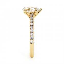 Anillo de Diamante Talla Pera Ella Oro Amarillo 18k - Maison Celinni