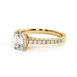 Anillo de Diamante Talla Esmeralda Ella Oro Amarillo 18k - Maison Celinni