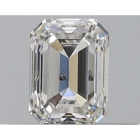 Diamante en forma de esmeralda de 0.39 quilates