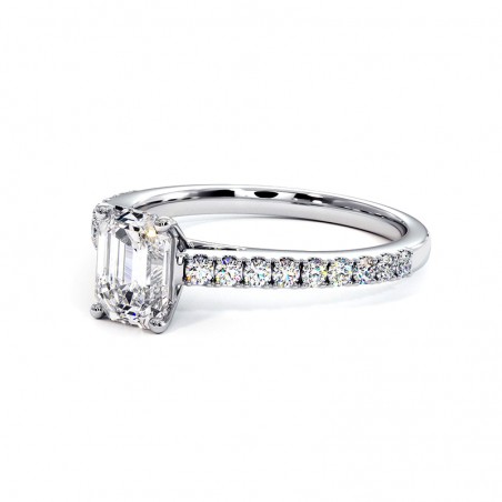 Anillo de Diamante Talla Esmeralda en Oro Blanco 18k 750 Mil&eacute;simas
