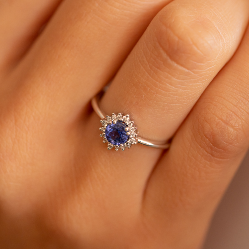 Bague de fiançailles Vivienne Collection Parisienne Maison Celinni
