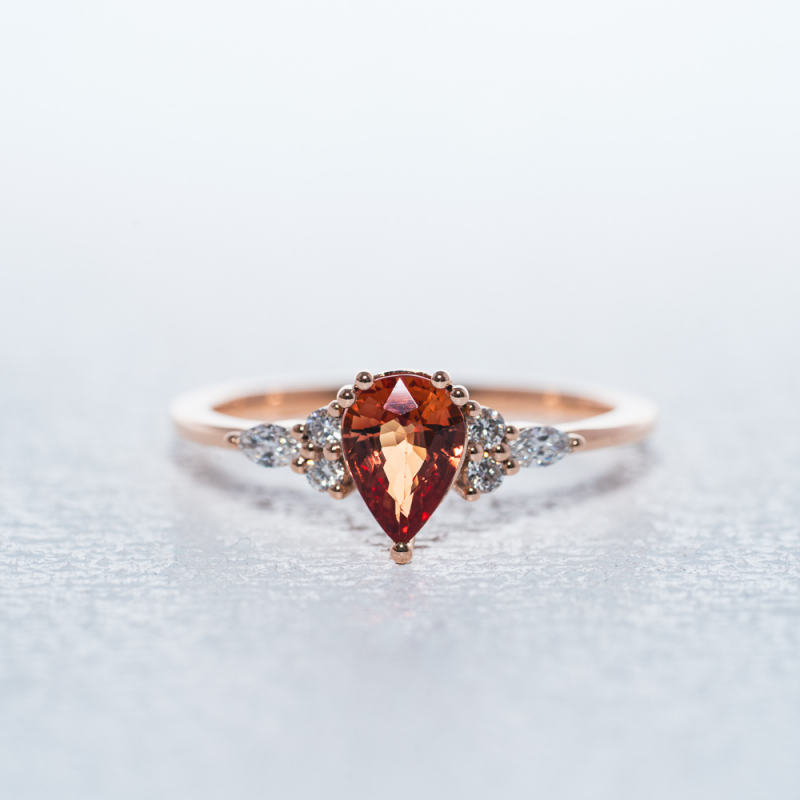 Anillo Gladys