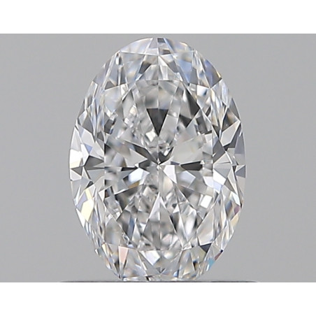 Diamante en forma de óvalo de 0.7 quilates