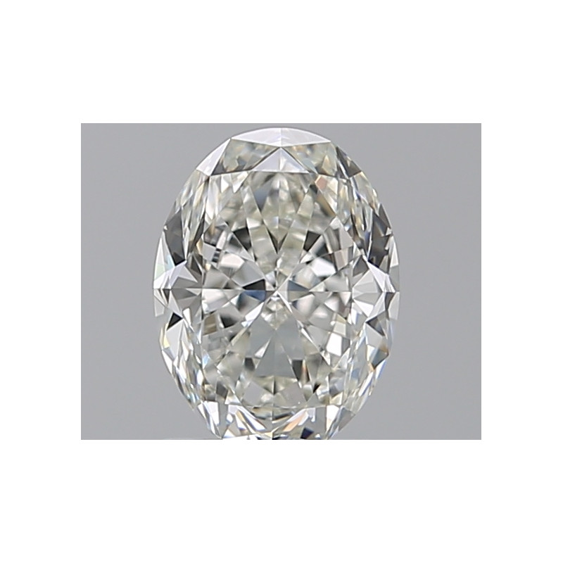 الماس على شكل بيضاوي بوزن 1.21 قيراط