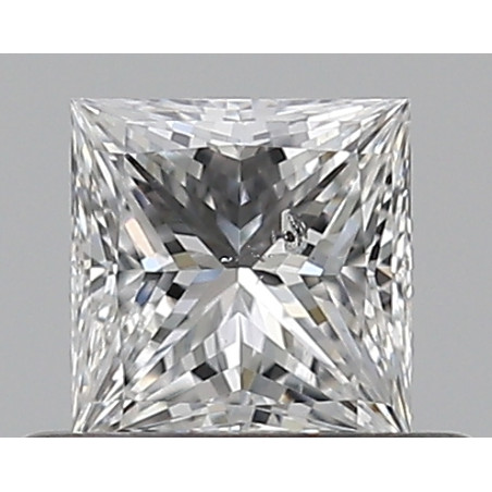 الماسة بشكل أميرة بوزن 0.4 قيراط