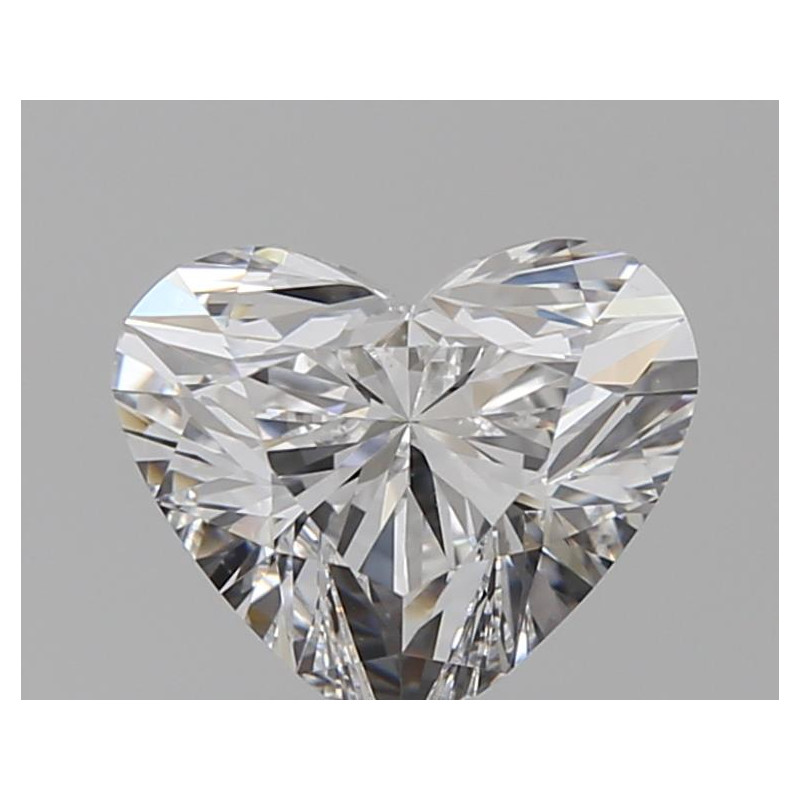 الماس على شكل قلب بوزن 0.83 قيراط