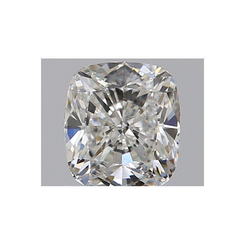 الماس على شكل وسادة بوزن 0.82 قيراط