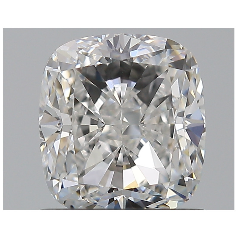 الماسة على شكل وسادة بوزن 1.21 قيراط