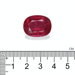 Ovale geslepen Rubelliet Roze Rood 24.09 karaat