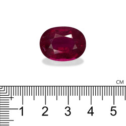 Ovale geslepen rode Rubelliet van 19,40 karaat