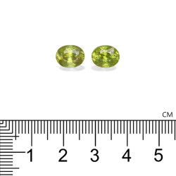 Ovale geslepen groene Sphene van 4,57 karaat