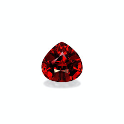 spessartite الحجم كُمَّثرَى...