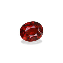 Ovale geslepen rode spessartiet van 16,14 karaat