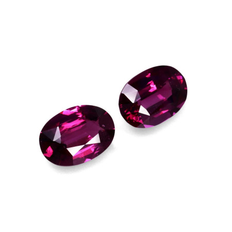 OVAL-cut umbalite Purple 7.39 carats