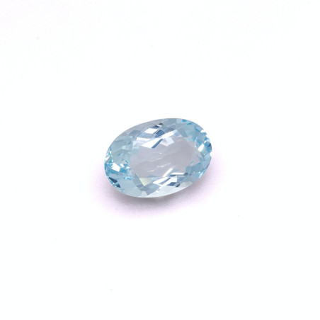 OVAL-cut Aquamarine Sky Blue 3.77 carats