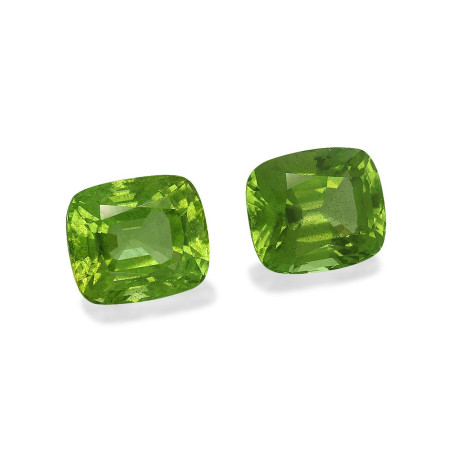 CUSHION-cut Peridot Green 12.70 carats