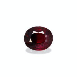 OVAL-cut Mozambique Ruby...