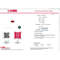 Marquise geslepen rode robijn uit Mozambique van 5,03 karaat