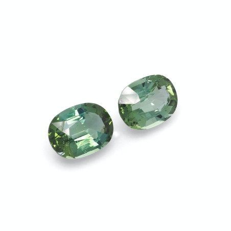 Turmalina Verde taille OVALE Cotton Green 34.00 carats