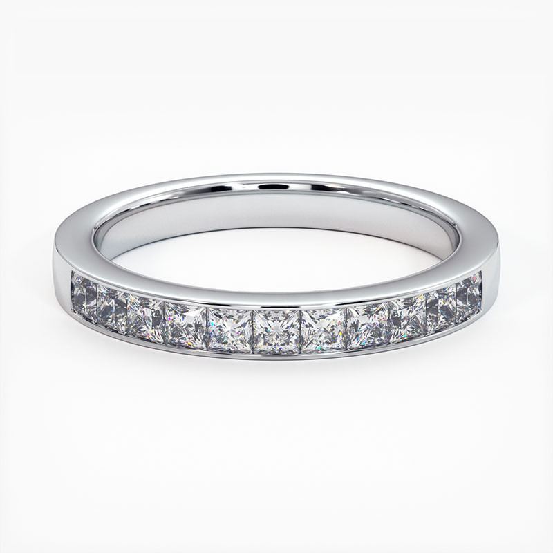 Demi Alliance Diamants Saphirs Bleus Princesses Rail Or Jaune 0.70 Carat Demi Alliance Diamants Saphirs Bleus Princesses Rail Or Jaune 0.70 Carat