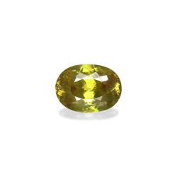 OVAL-cut Sphene Green 5.28...