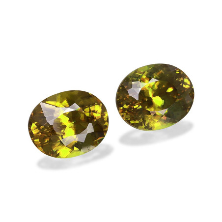 钛鈦矿 taille 椭圆形 青柠绿 6.79 carats