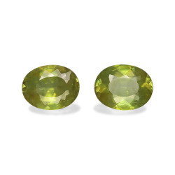 OVAL-cut Sphene Lime Green...