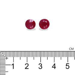 Ronde roze rode robijn uit Birma 3,92 karaat