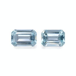 RECTANGULAR-cut Aquamarine...