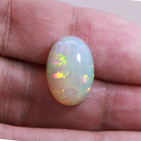 Opal aus &Auml;thiopien lengte OVAL Wei&szlig; 7.98 karaten