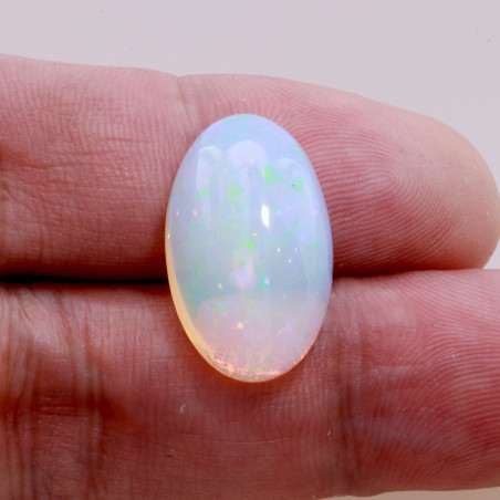 Opal aus &Auml;thiopien lengte OVAL Wei&szlig; 13.80 karaten