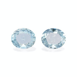 椭圆形宝宝蓝色海蓝宝石，重8.78克拉