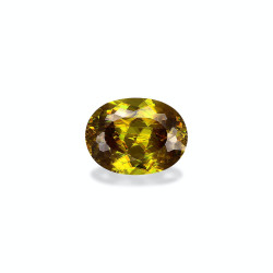 Sphene taille OVALE  10.54...