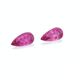 Rubelliet Peer Geslepen Fuscia Roze 4.50 karaat
