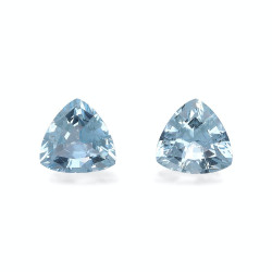 Trilliant-cut Aquamarine...