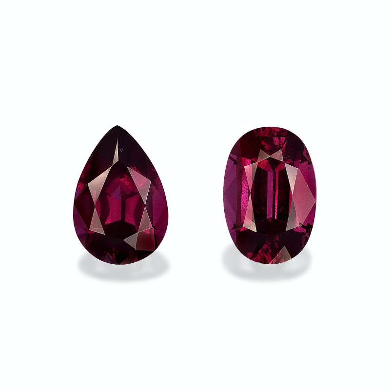Pear-cut umbalite Magenta Purple 3.49 carats