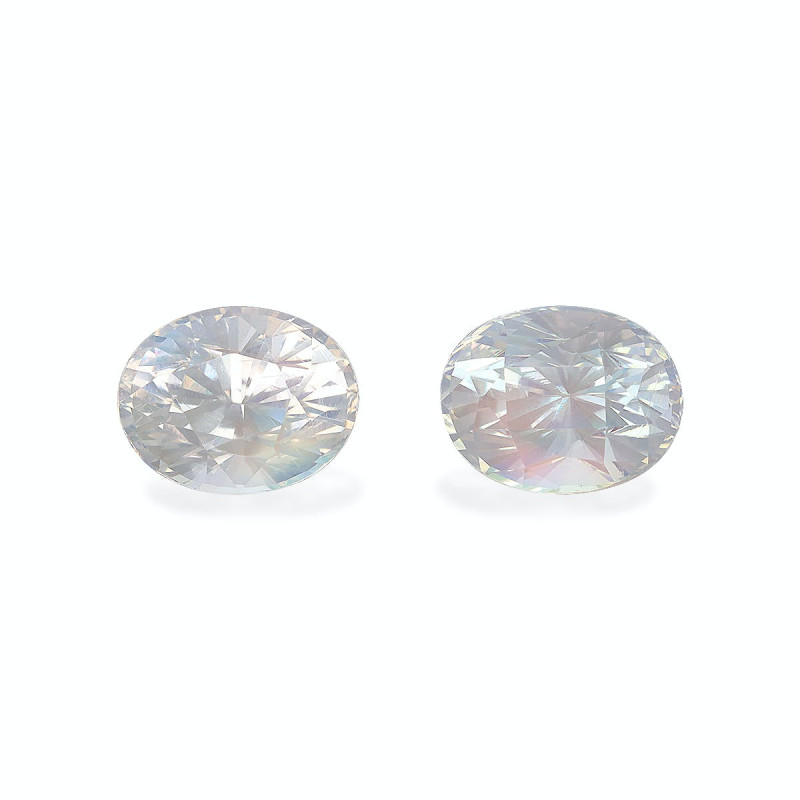 OVAL-cut rainbow moonstone  7.18 carats